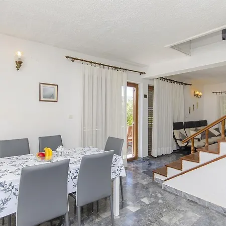House Miroslav Holiday home *