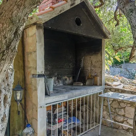 בית נופש House Miroslav